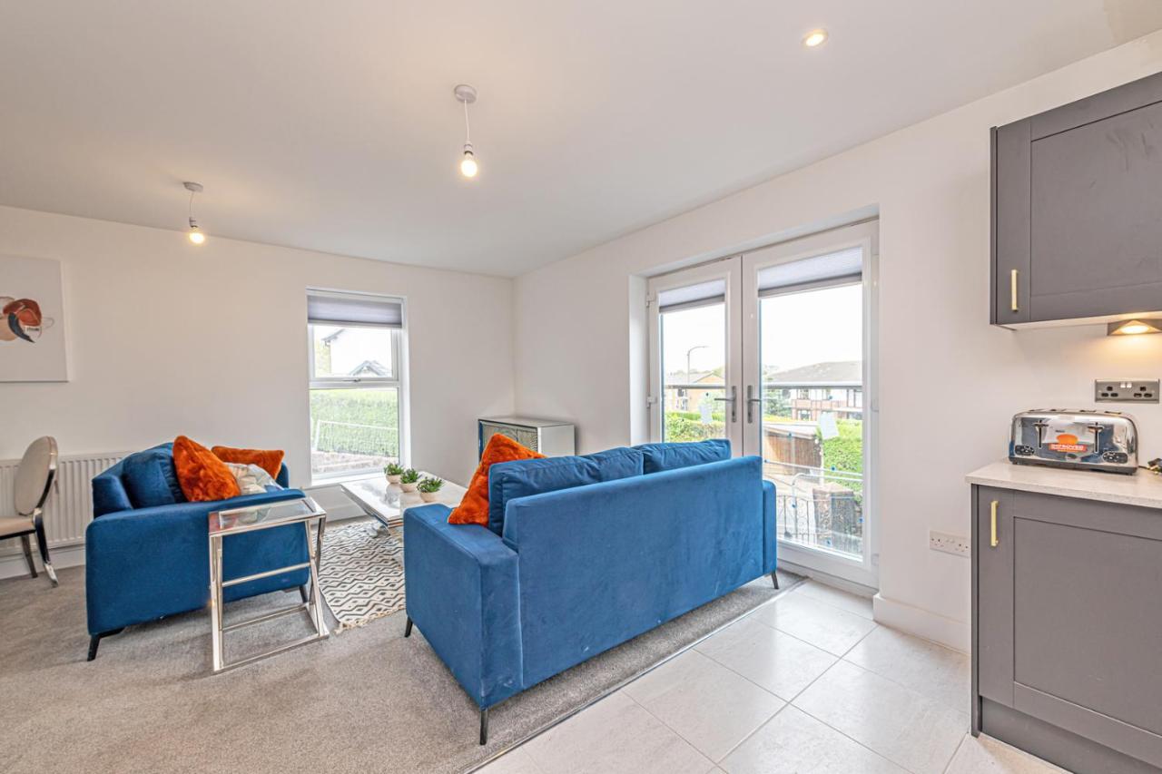Gospel Heights Luxury Apartments With Parking Heswall Εξωτερικό φωτογραφία