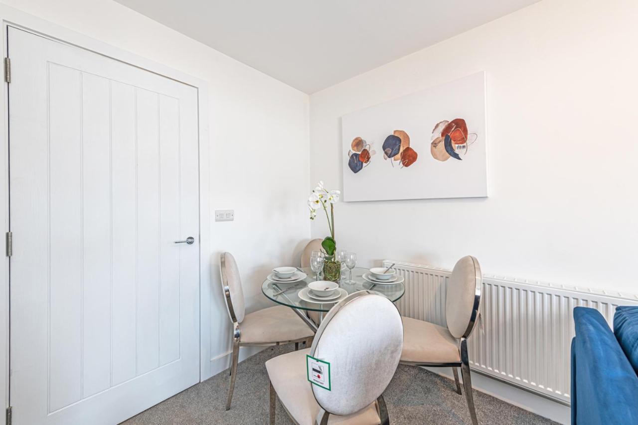 Gospel Heights Luxury Apartments With Parking Heswall Εξωτερικό φωτογραφία