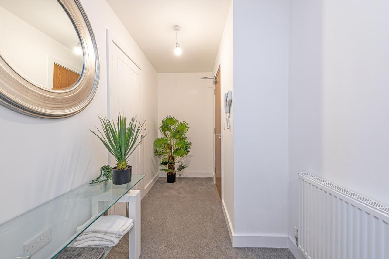 Gospel Heights Luxury Apartments With Parking Heswall Εξωτερικό φωτογραφία